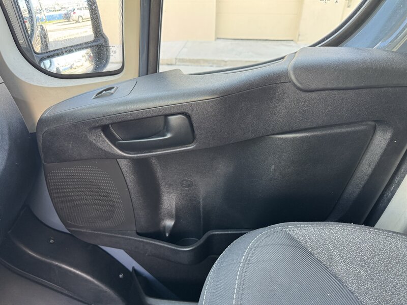 2021 RAM ProMaster 3500 159 WB - Photo 11 - Miami, FL 33147