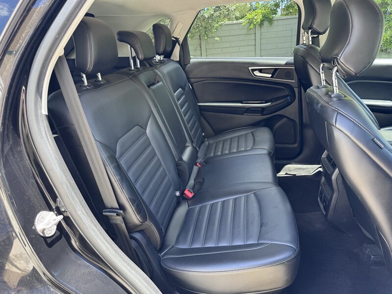 2016 Ford Edge SEL - Photo 17 - Miami, FL 33147