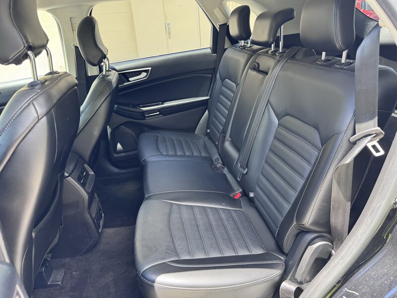 2016 Ford Edge SEL - Photo 15 - Miami, FL 33147
