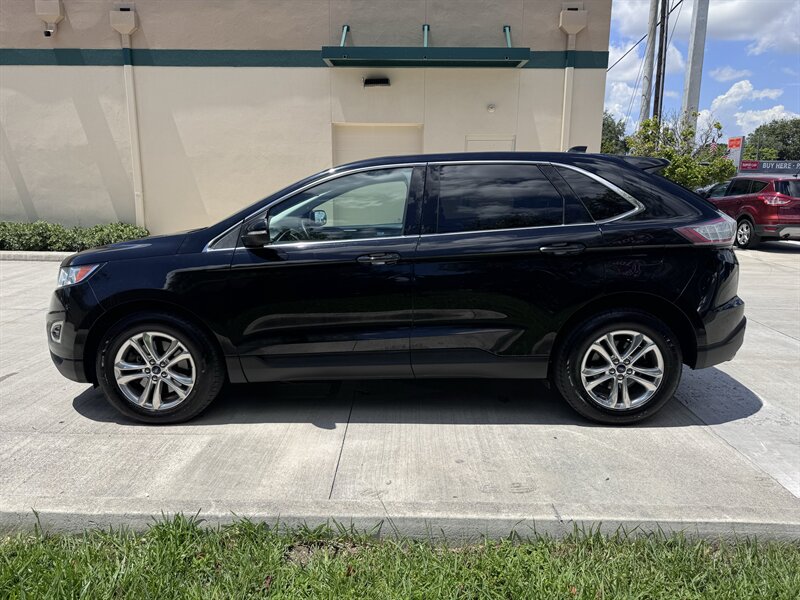 2016 Ford Edge SEL - Photo 8 - Miami, FL 33147