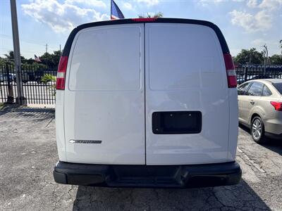 2019 Chevrolet Express 3500   - Photo 5 - Miami, FL 33147