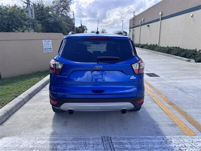 2018 Ford Escape SE   - Photo 9 - Miami, FL 33147