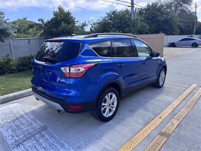 2018 Ford Escape SE   - Photo 6 - Miami, FL 33147