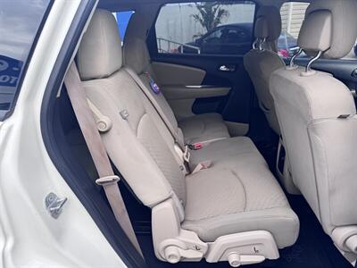 2018 Dodge Journey SE   - Photo 16 - Miami, FL 33147