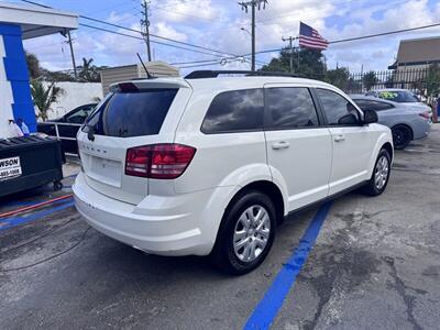 2018 Dodge Journey SE   - Photo 6 - Miami, FL 33147