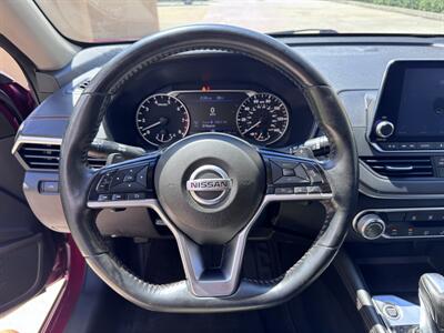 2019 Nissan Altima 2.5 SR   - Photo 9 - Miami, FL 33147