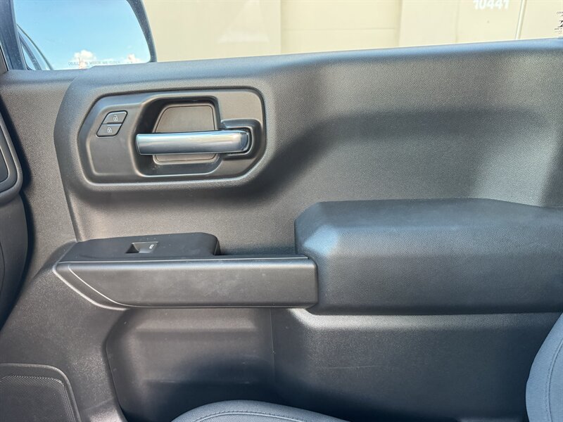 2021 Chevrolet Silverado 1500 Work Truck - Photo 9 - Miami, FL 33147