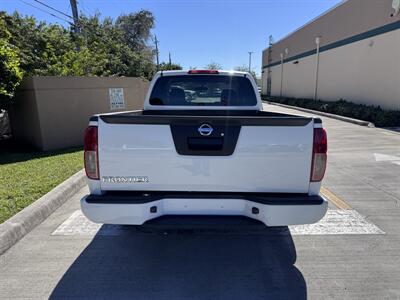 2016 Nissan Frontier S   - Photo 6 - Miami, FL 33147