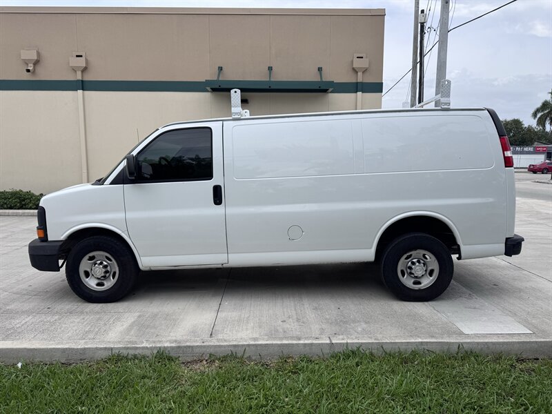 2015 Chevrolet Express 2500 - Photo 8 - Miami, FL 33147
