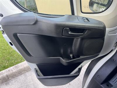 2017 RAM ProMaster 2500 159 WB   - Photo 13 - Miami, FL 33147