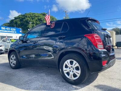 2018 Chevrolet Trax LS   - Photo 16 - Miami, FL 33147