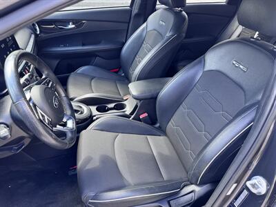 2021 Kia Forte GT-Line   - Photo 12 - Miami, FL 33147