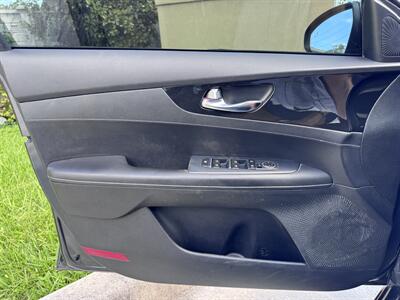 2021 Kia Forte GT-Line   - Photo 17 - Miami, FL 33147