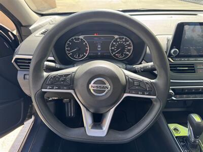 2019 Nissan Altima 2.5 S   - Photo 8 - Miami, FL 33147