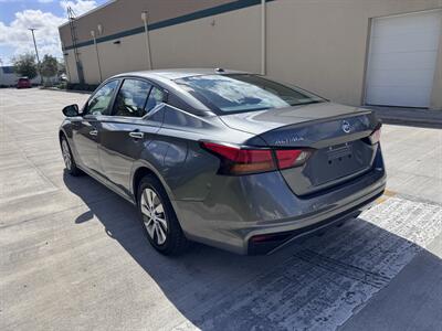 2019 Nissan Altima 2.5 S   - Photo 6 - Miami, FL 33147