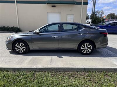 2019 Nissan Altima 2.5 S   - Photo 7 - Miami, FL 33147