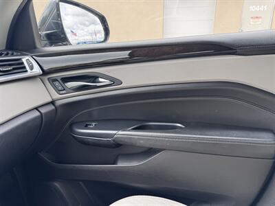 2014 Cadillac SRX Luxury Collection   - Photo 12 - Miami, FL 33147