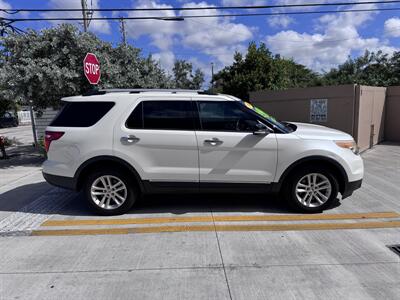 2014 Ford Explorer XLT   - Photo 5 - Miami, FL 33147