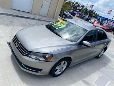 2013 Volkswagen Passat S PZEV   - Photo 7 - Miami, FL 33147