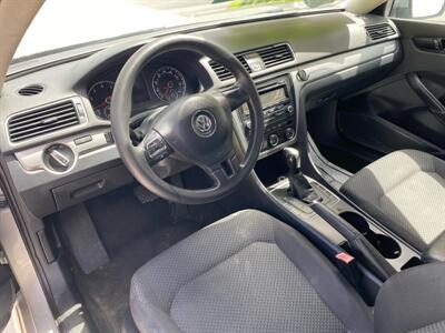 2013 Volkswagen Passat S PZEV   - Photo 21 - Miami, FL 33147