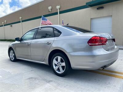 2013 Volkswagen Passat S PZEV   - Photo 16 - Miami, FL 33147