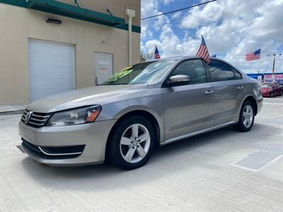 2013 Volkswagen Passat S PZEV   - Photo 4 - Miami, FL 33147