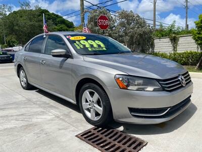 2013 Volkswagen Passat S PZEV   - Photo 10 - Miami, FL 33147