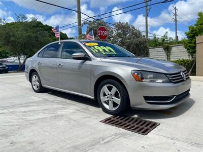 2013 Volkswagen Passat S PZEV   - Photo 6 - Miami, FL 33147