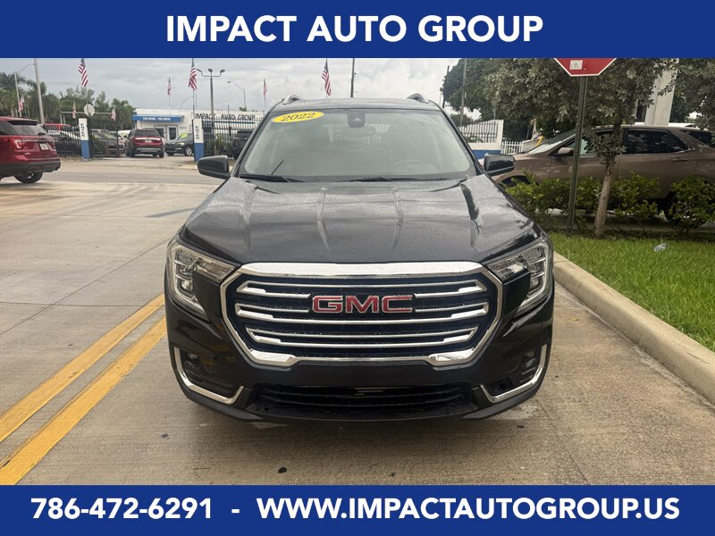 2022 GMC Terrain SLT  