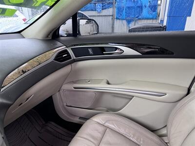 2013 Lincoln MKZ   - Photo 14 - Miami, FL 33147