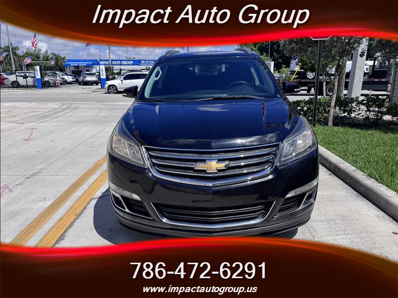 2017 Chevrolet Traverse LT  