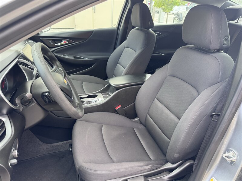 2023 Chevrolet Malibu LS Fleet - Photo 13 - Miami, FL 33147