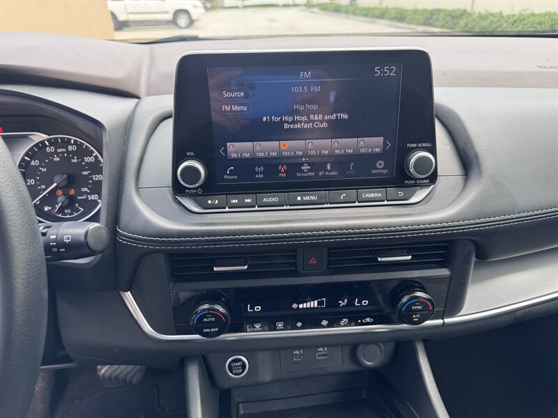 2023 Nissan Rogue SV - Photo 10 - Miami, FL 33147