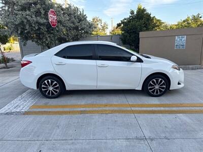2017 Toyota Corolla LE   - Photo 4 - Miami, FL 33147
