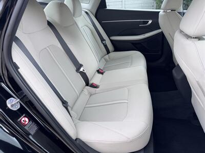 2023 Hyundai SONATA SE - Photo 17 - Miami, FL 33147