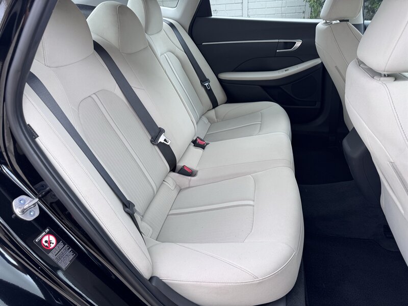 2023 Hyundai SONATA SE - Photo 17 - Miami, FL 33147
