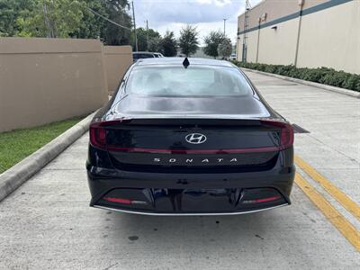 2023 Hyundai SONATA SE - Photo 6 - Miami, FL 33147