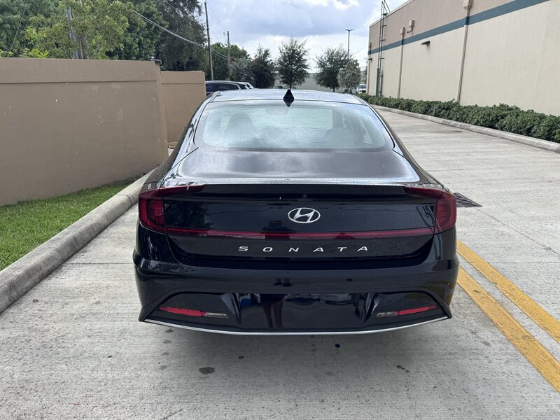 2023 Hyundai SONATA SE - Photo 6 - Miami, FL 33147