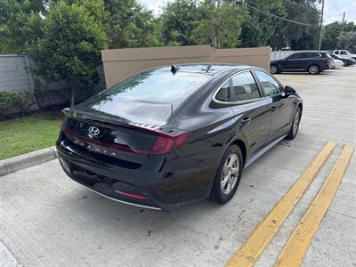 2023 Hyundai SONATA SE - Photo 5 - Miami, FL 33147
