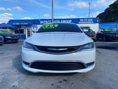 2015 Chrysler 200 Limited   - Photo 5 - Miami, FL 33147