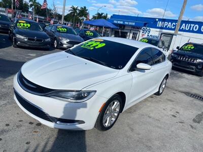 2015 Chrysler 200 Limited   - Photo 7 - Miami, FL 33147