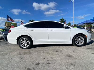 2015 Chrysler 200 Limited   - Photo 22 - Miami, FL 33147