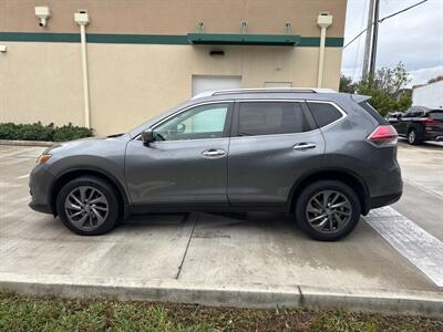 2016 Nissan Rogue SL   - Photo 8 - Miami, FL 33147