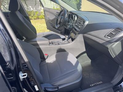 2015 Kia Optima LX   - Photo 13 - Miami, FL 33147