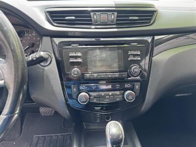 2017 Nissan Rogue Sport SV   - Photo 10 - Miami, FL 33147