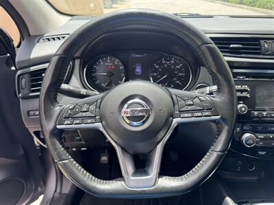 2017 Nissan Rogue Sport SV   - Photo 9 - Miami, FL 33147