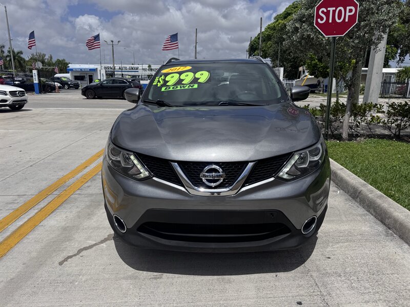 2017 Nissan Rogue Sport SV  