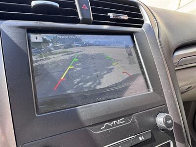 2019 Ford Fusion SE   - Photo 11 - Miami, FL 33147