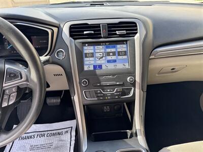 2019 Ford Fusion SE   - Photo 10 - Miami, FL 33147