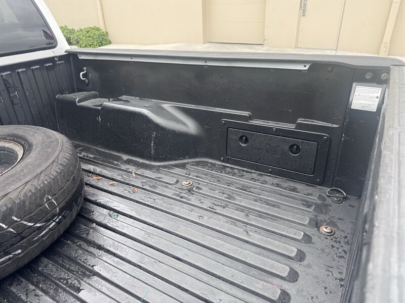 2015 Toyota Tacoma PreRunner V6 - Photo 18 - Miami, FL 33147